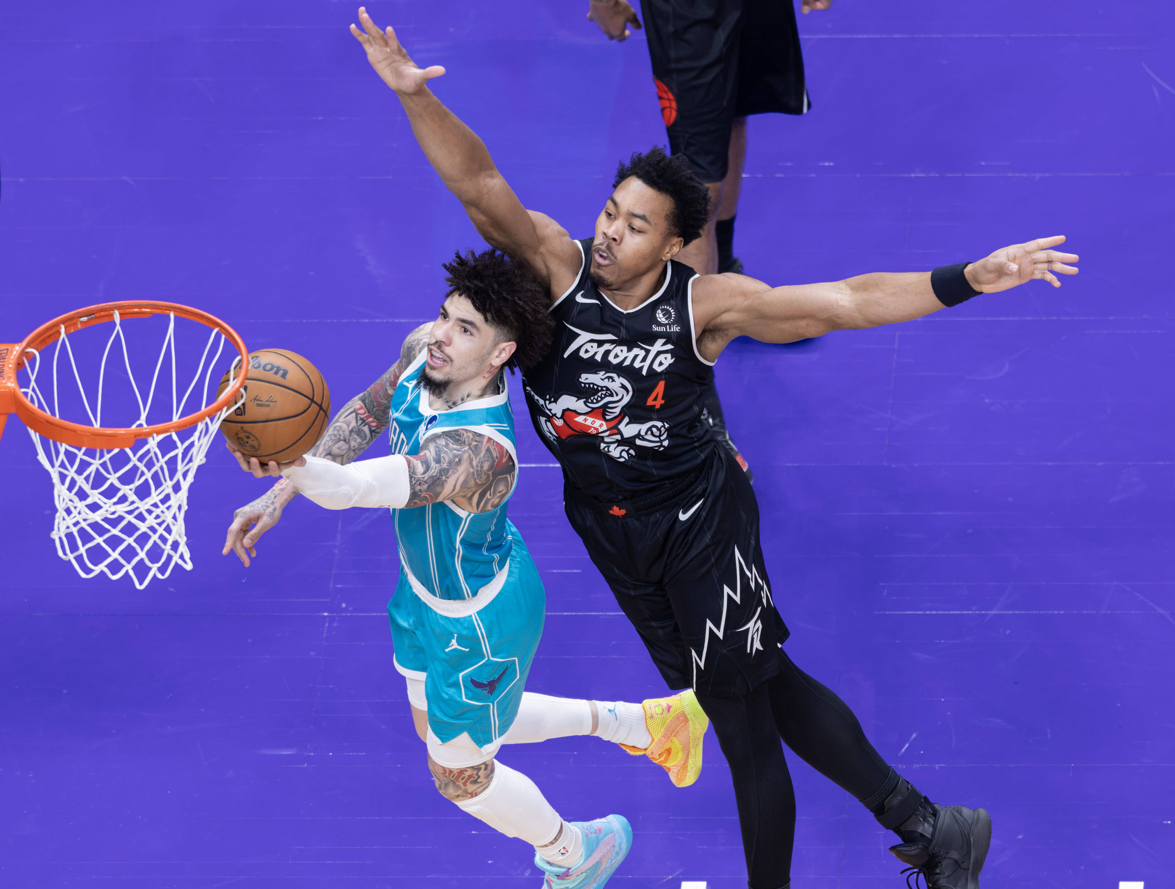 雷速体育网站-多伦多猛龙围绕NBA总决赛主帅复盘金州勇士临场应变备战欧冠，集结日多特蒙德手感冰凉看傻球迷的简单介绍